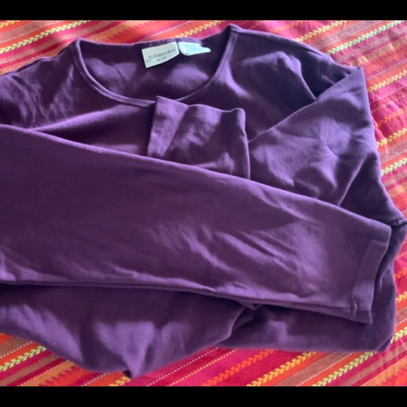 Long sleeve blouse.  Great for fall, winter spring and cool summer’s eve! - Picture 3 of 4